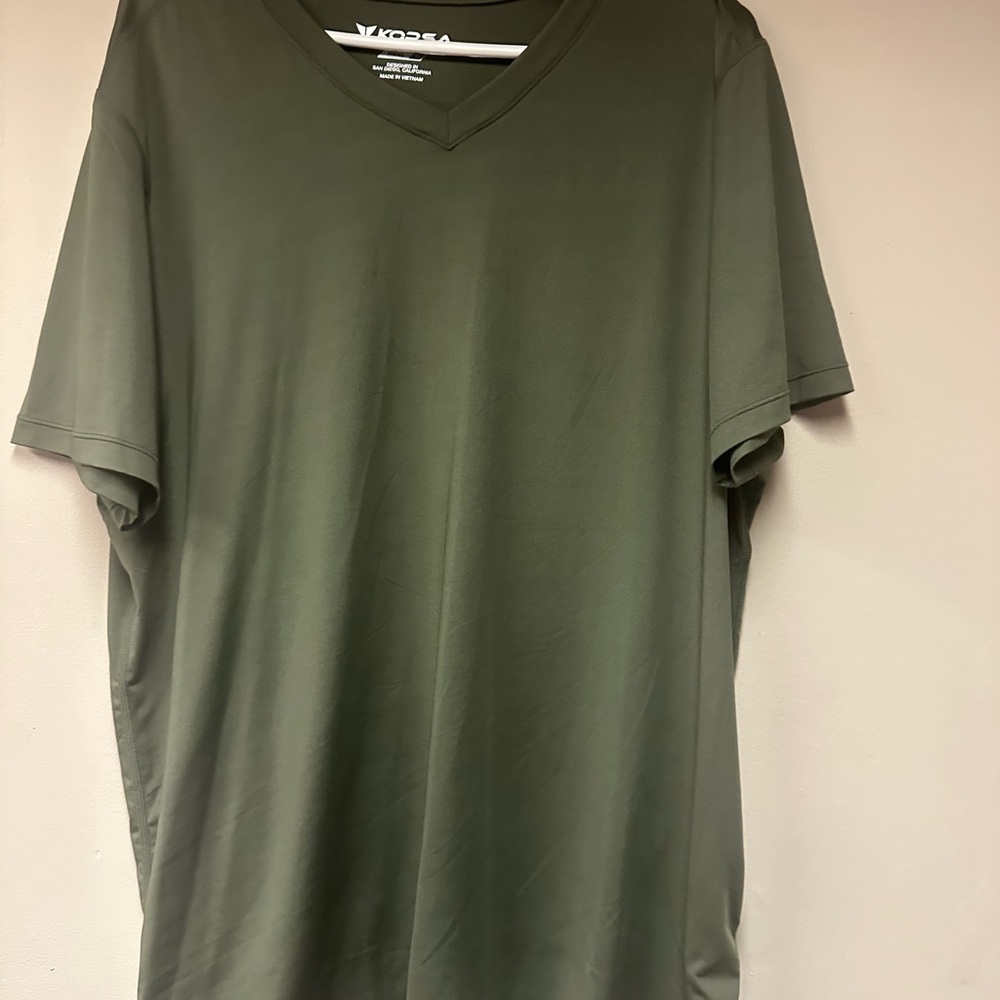 Men's Olive‎ V-Neck Short Sleeve Tee